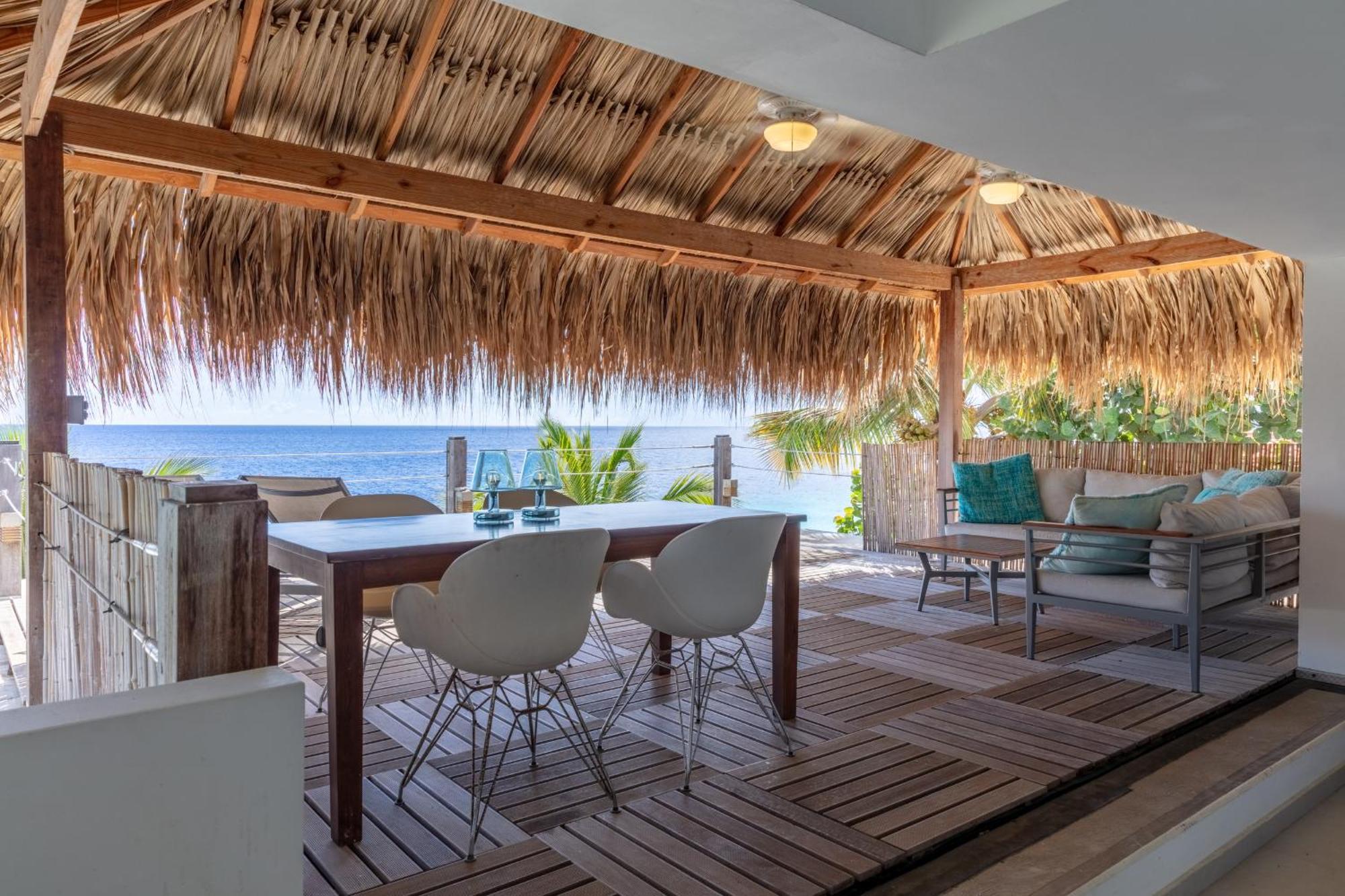 One Ocean Boutique Apartments & Suites Bonaire Playa Room photo