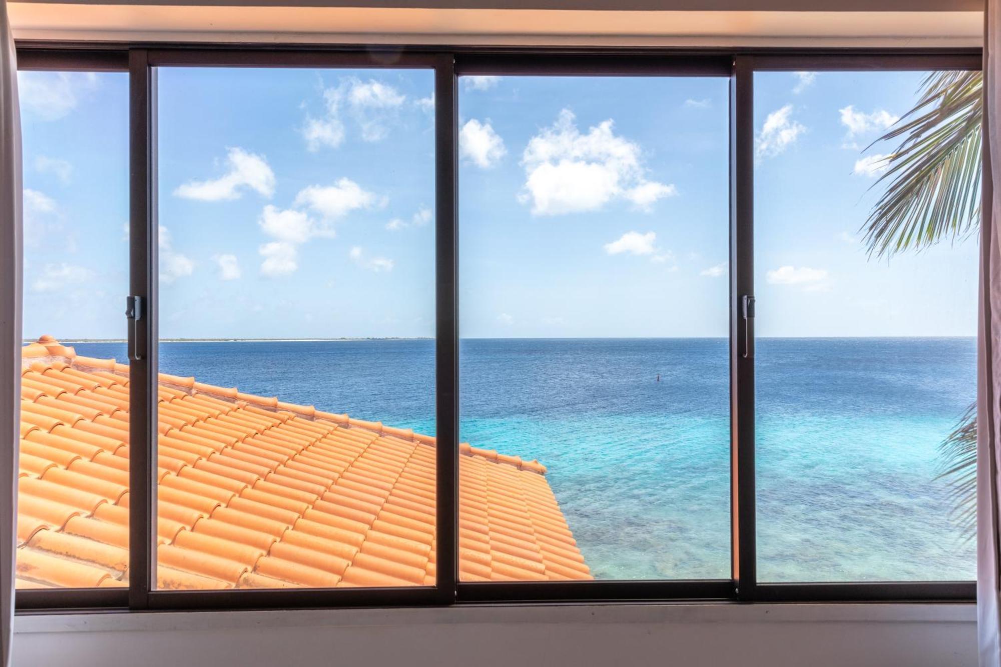 One Ocean Boutique Apartments & Suites Bonaire Playa Room photo