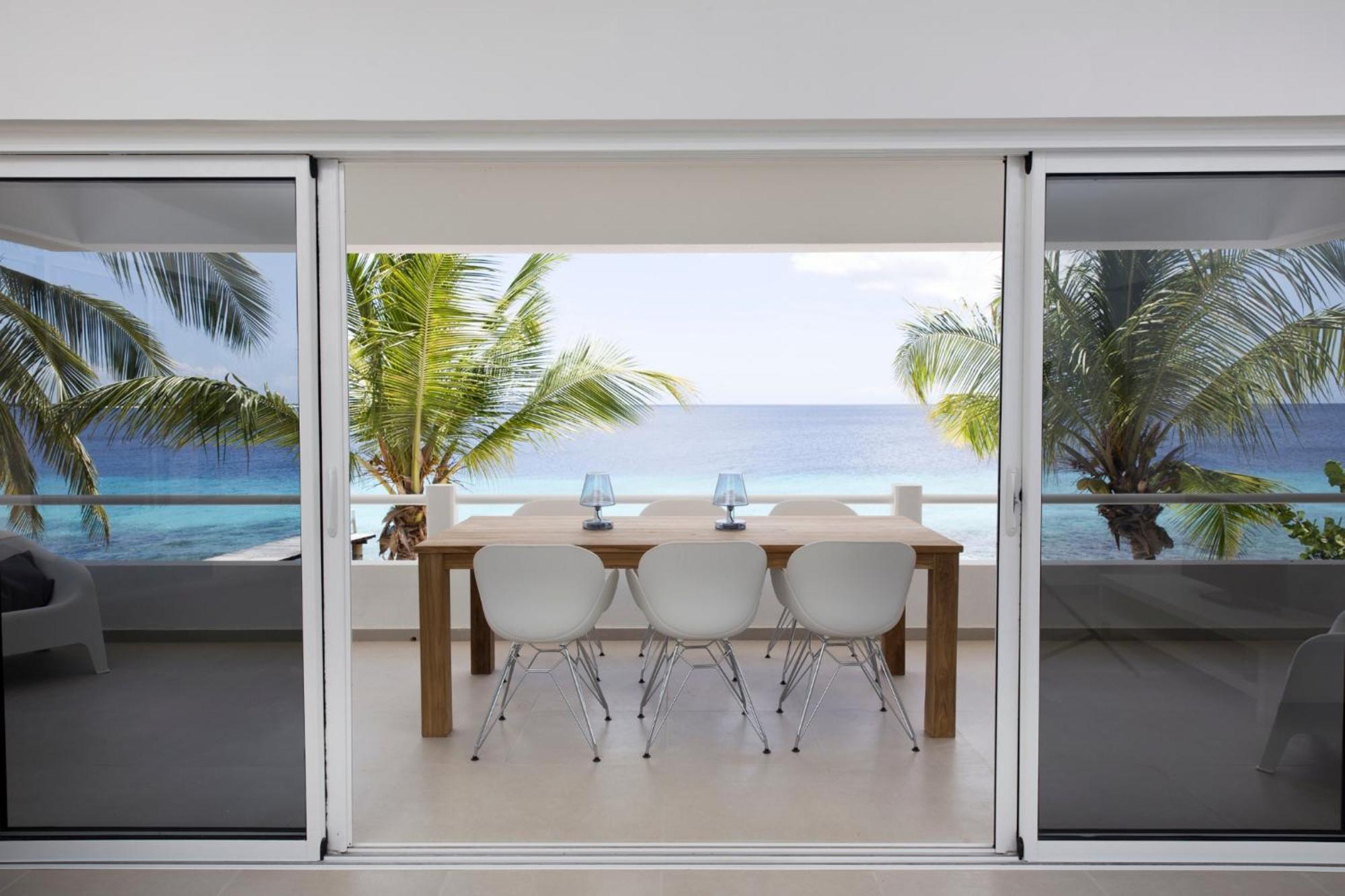 One Ocean Boutique Apartments & Suites Bonaire Playa Exterior photo