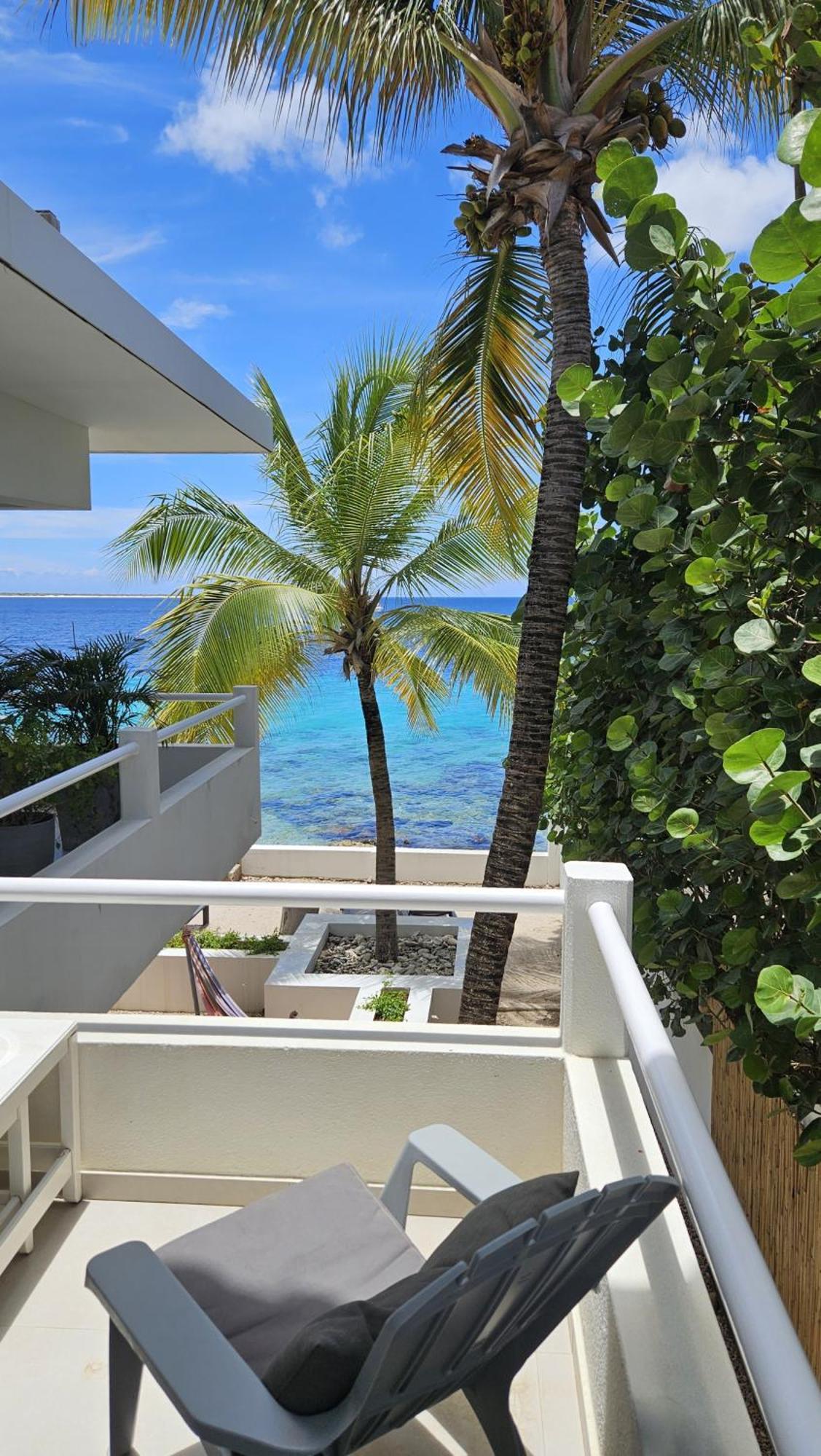 One Ocean Boutique Apartments & Suites Bonaire Playa Exterior photo